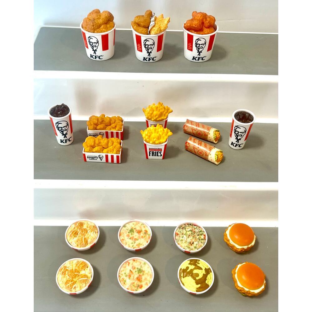 Zuru Surprise Mini Brands KFC set #2 Kentucky Fried Chicken mini play food 19pc